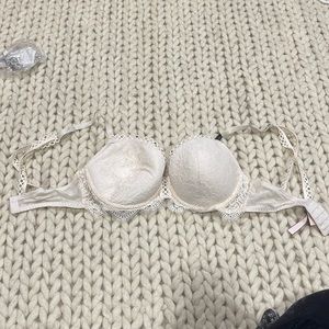 Victoria secret white lace bra
